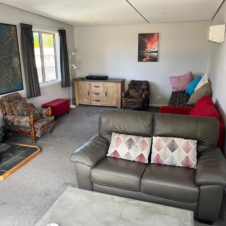 Villa Fergus Hideaway Te Anau Esterno foto