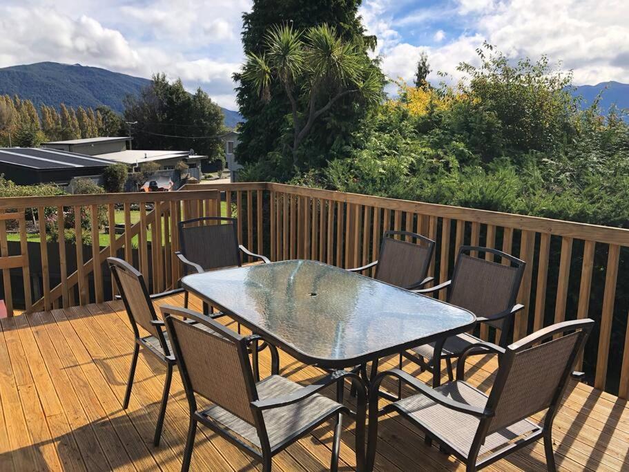 Villa Fergus Hideaway Te Anau Esterno foto