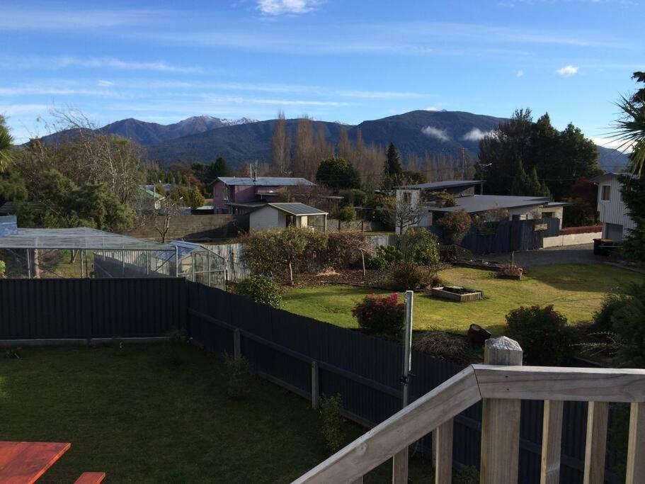 Villa Fergus Hideaway Te Anau Esterno foto